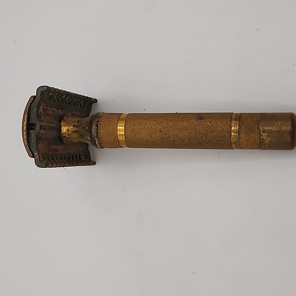 Vintage 1930s Gillette Reissue Brass 3 piece Safety Razor Gold Tone - Picture 4 of 9
